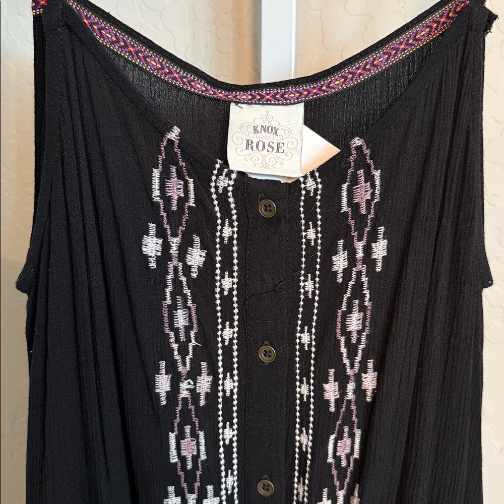 Knox Rose Black and White Maxi Dress - Picture 2 of 6